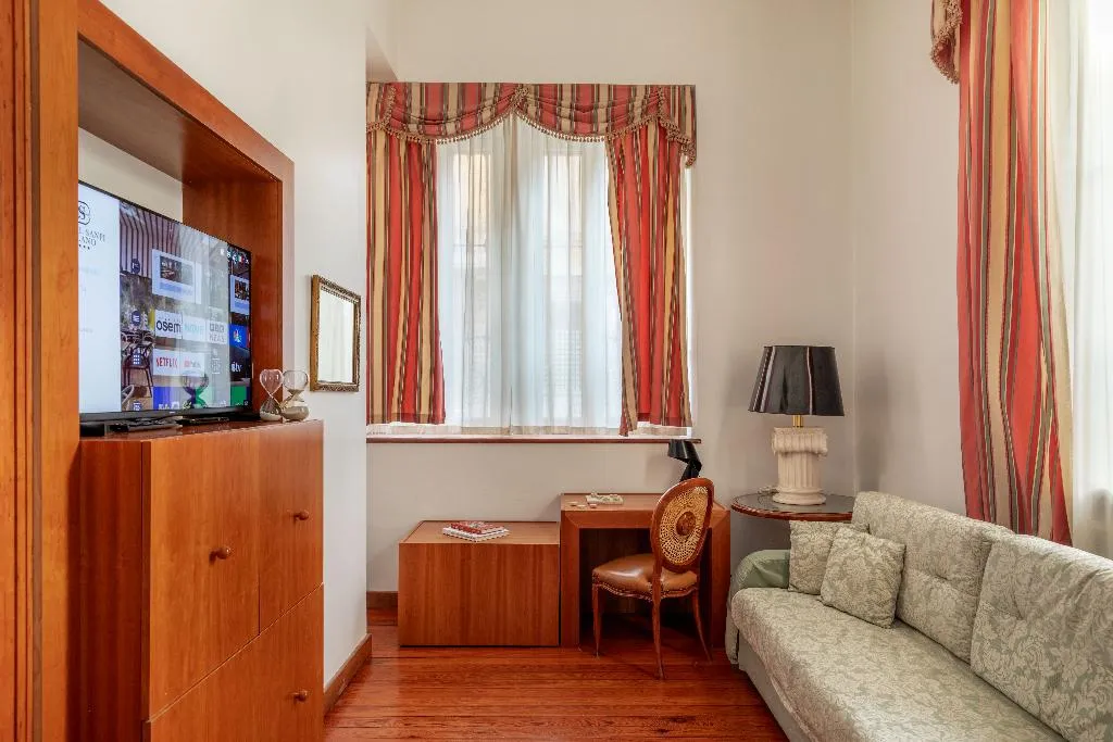 TRIPLE STANDARD Room, Sanpi Milano, Milan