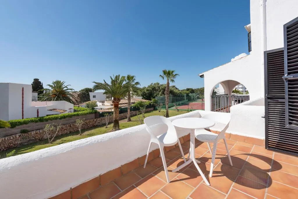QUADRUPLE STANDARD Room, Hotel Palia Dolce Farniente,, Majorca
