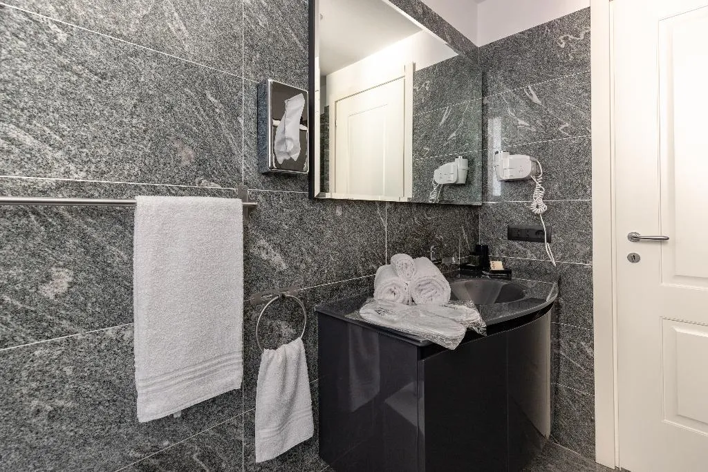 Double or Twin STANDARD Room, Aiello Rooms, Milan