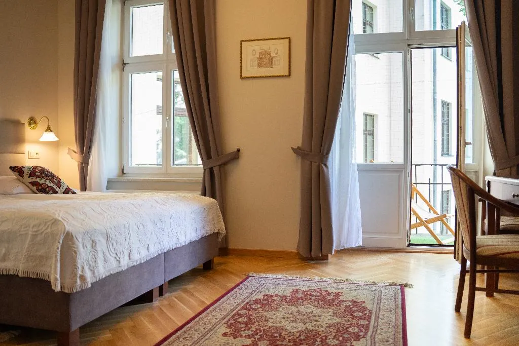 TWIN STANDARD Room, Polonia Hotel, Krakow