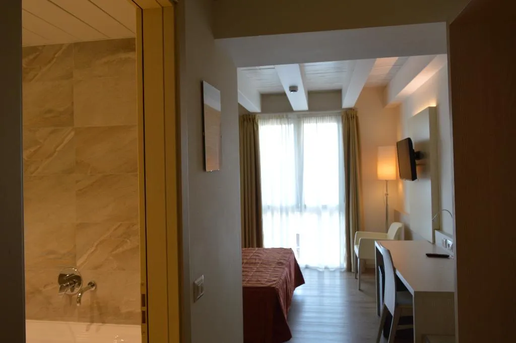 Double or Twin SUPERIOR Room, Alexander, Venice