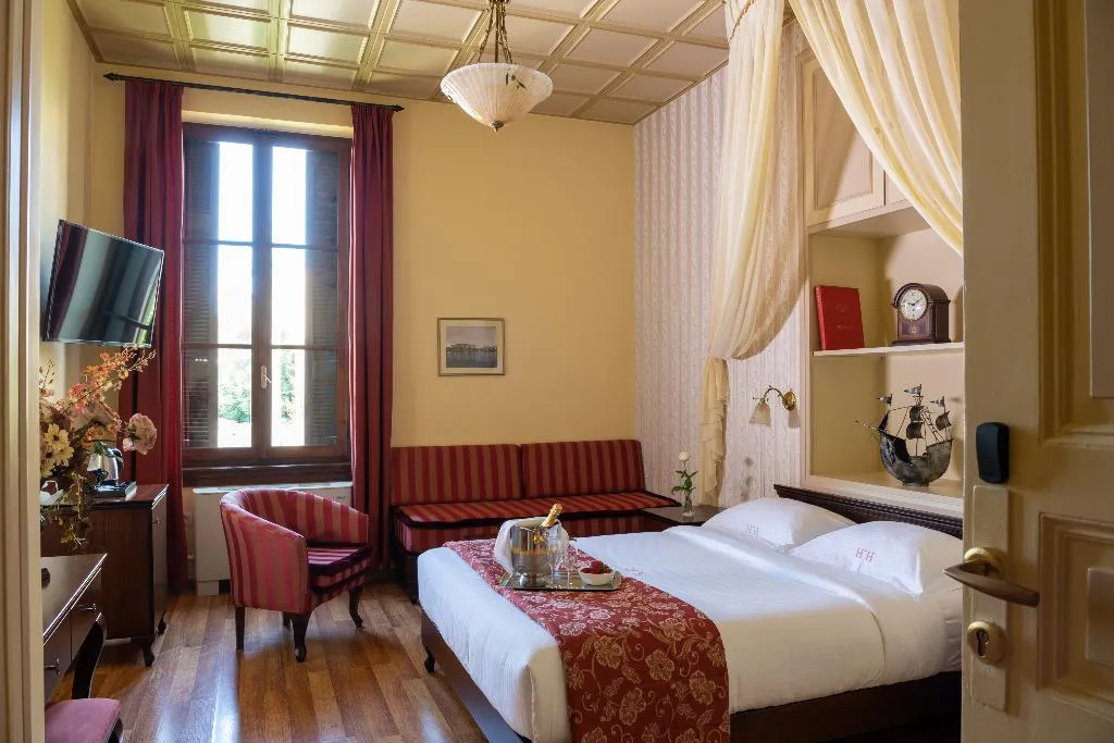 Double or Twin SUPERIOR Room, Halepa Hotel, Crete