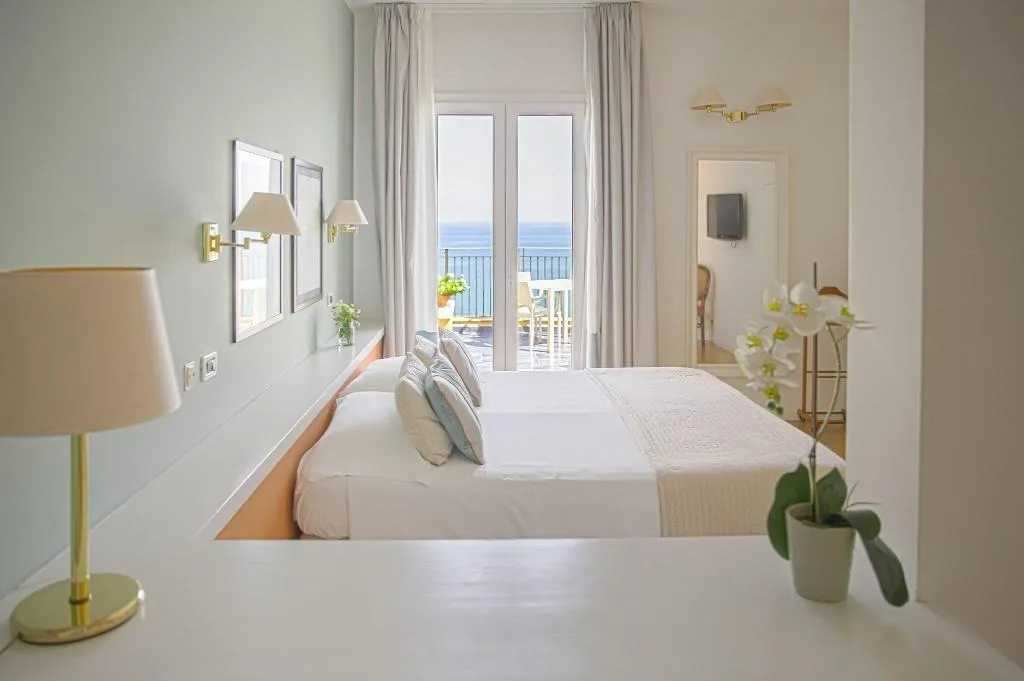 JUNIOR SUITE WITH DOUBLE BED Room, Punta Nord-Est, Palermo