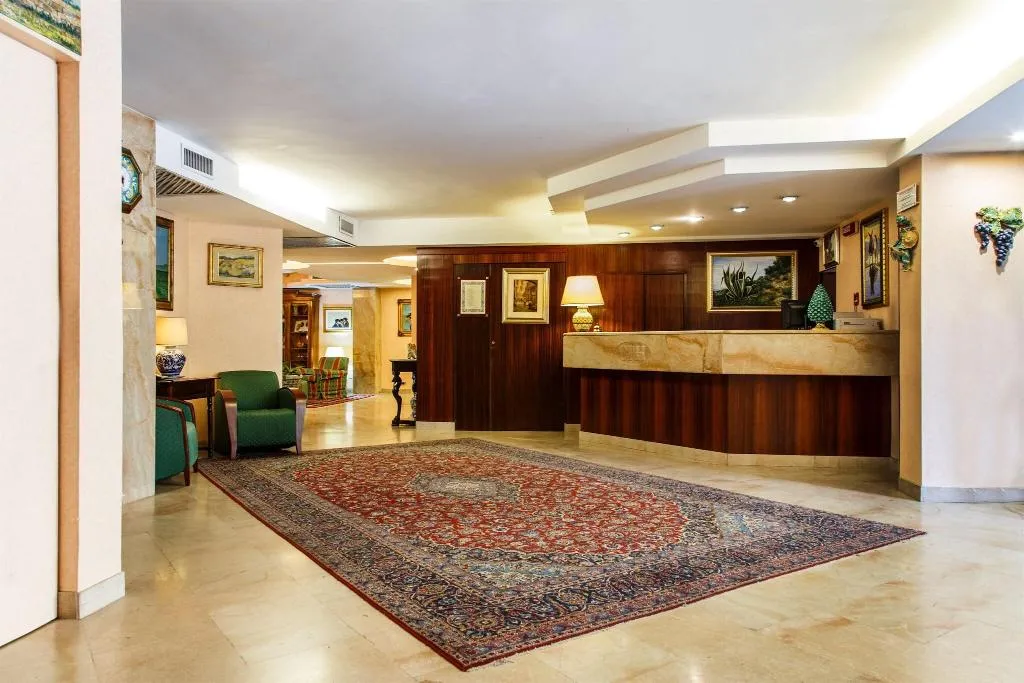 Lobby, Colleverde Park Hotel, Catania