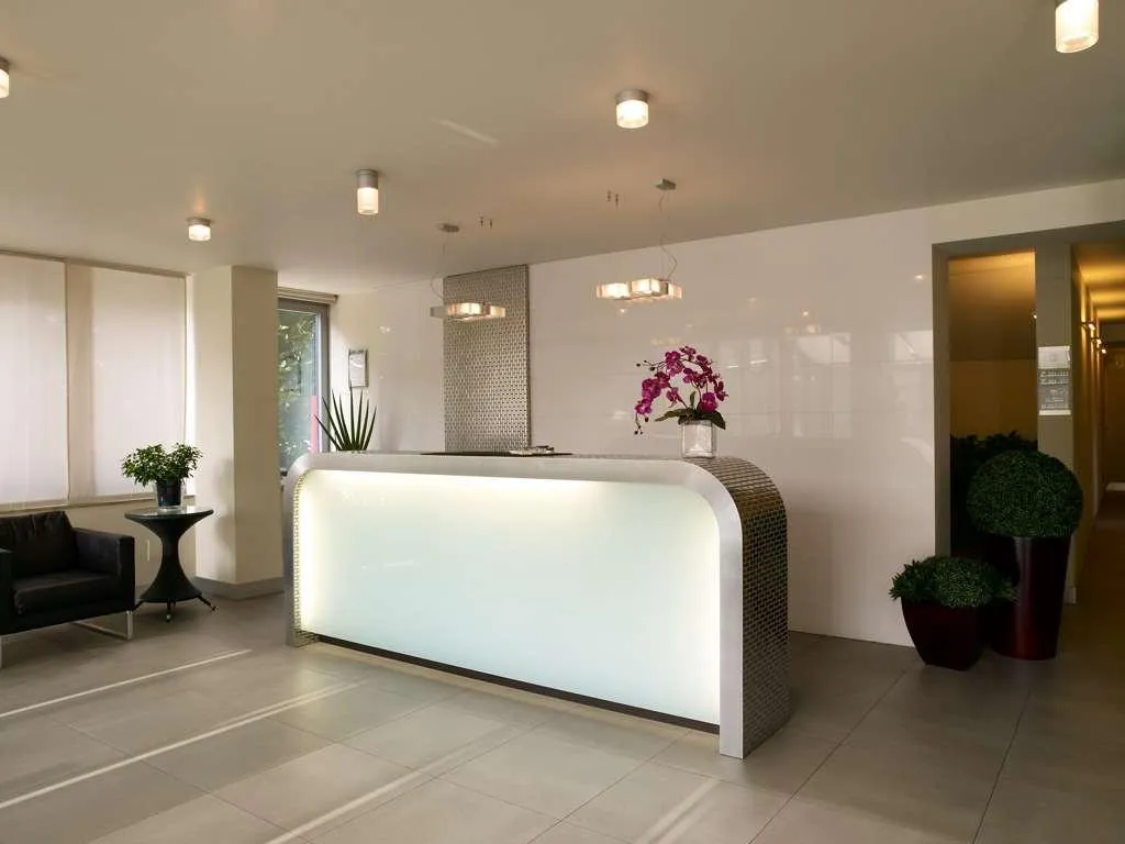 Lobby, Montini, Milan