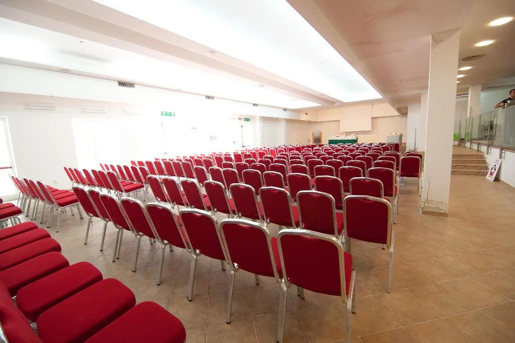 Conferences, Club Esse Roccaruja, Alghero