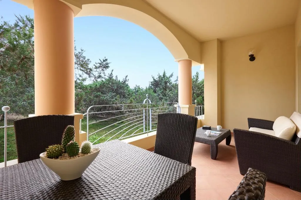FAMILY ROOM GARDEN VIEW Room, Almar Timi Ama Resort & Spa, Cagliari