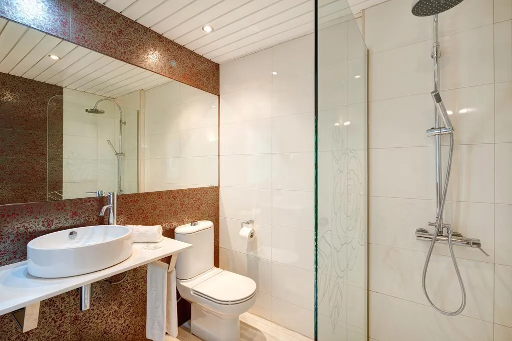 Room, Morito, Majorca