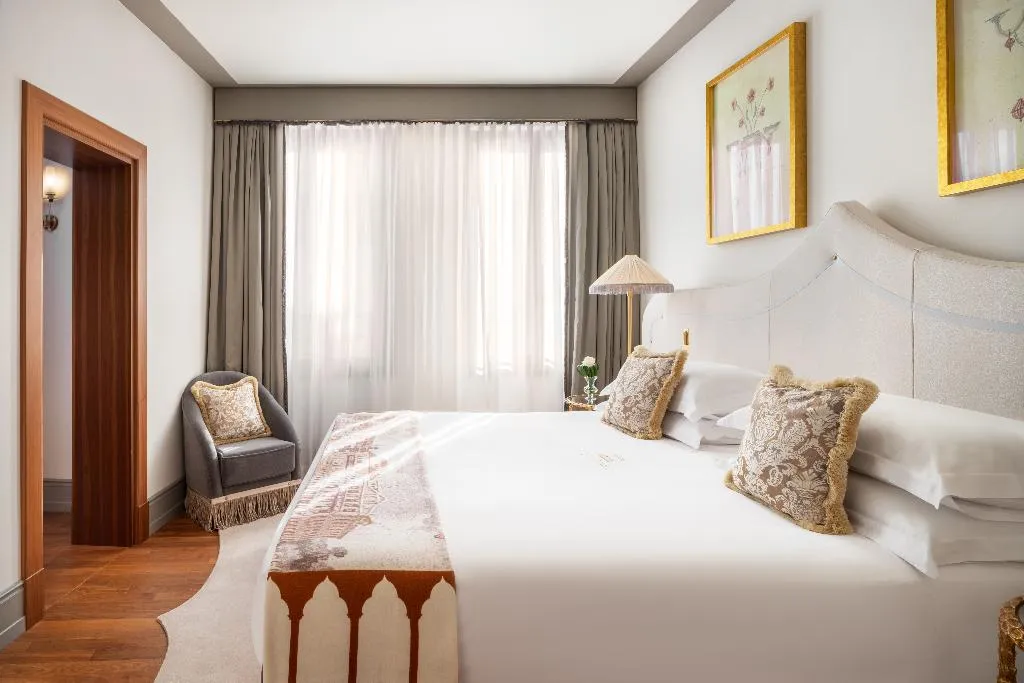 SUITE LAGOON VIEW Room, Hotel Gabrielli Venezia - Starhotels Collezione, Venice
