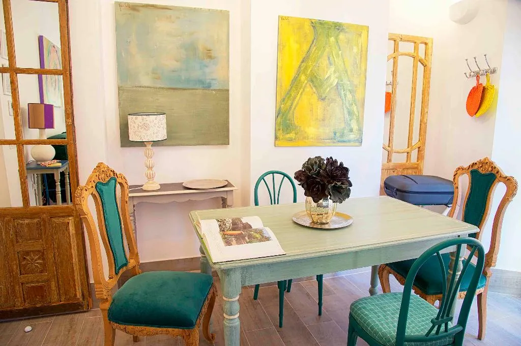 APARTMENT DELUXE Room, Overland Suites Catedral Luxury Apartments, Seville