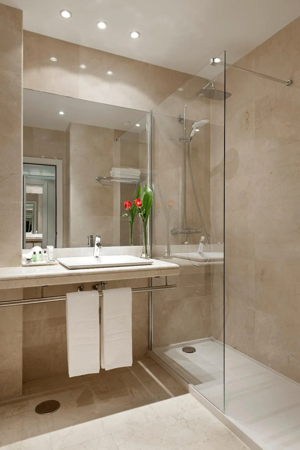 DOUBLE SUPERIOR WITH VIEWS Room, NH Collection Madrid Abascal, Madrid