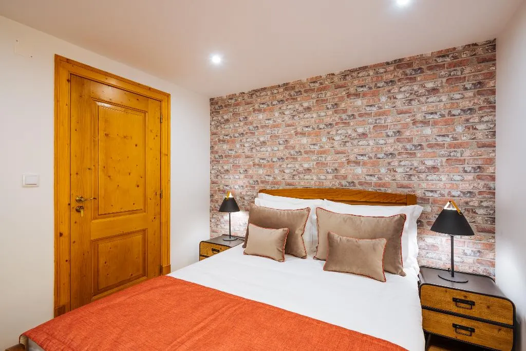 DOUBLE ONE BED Room, Varandas De Lisboa, Lisbon
