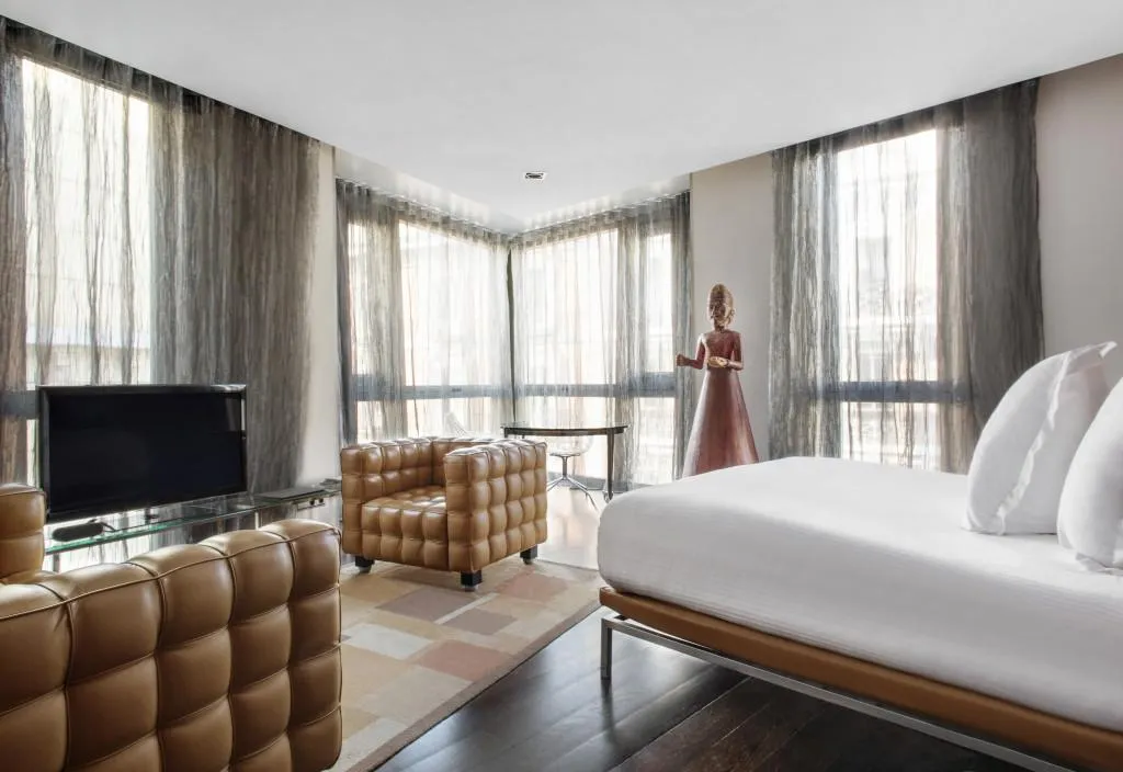 SUITE CAPACITY 1 Room, Urban, Madrid
