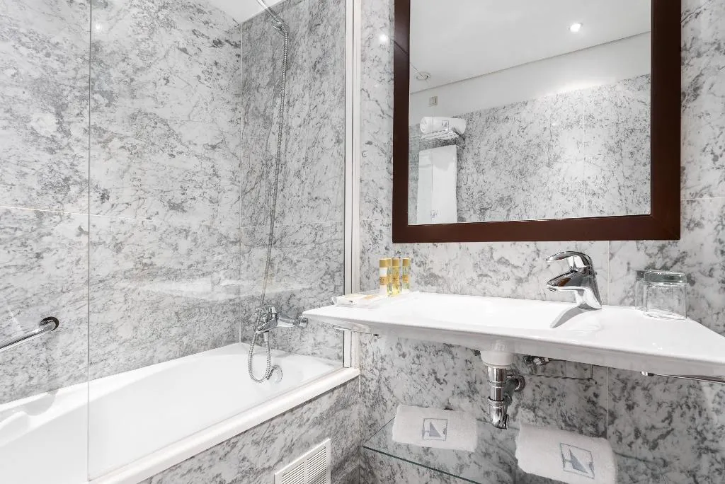 DOUBLE STANDARD Room, Eurostars das Artes, Porto