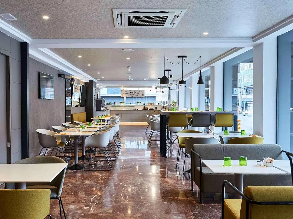 Sports and Entertainment, Mercure Barcelona Condor, Barcelona