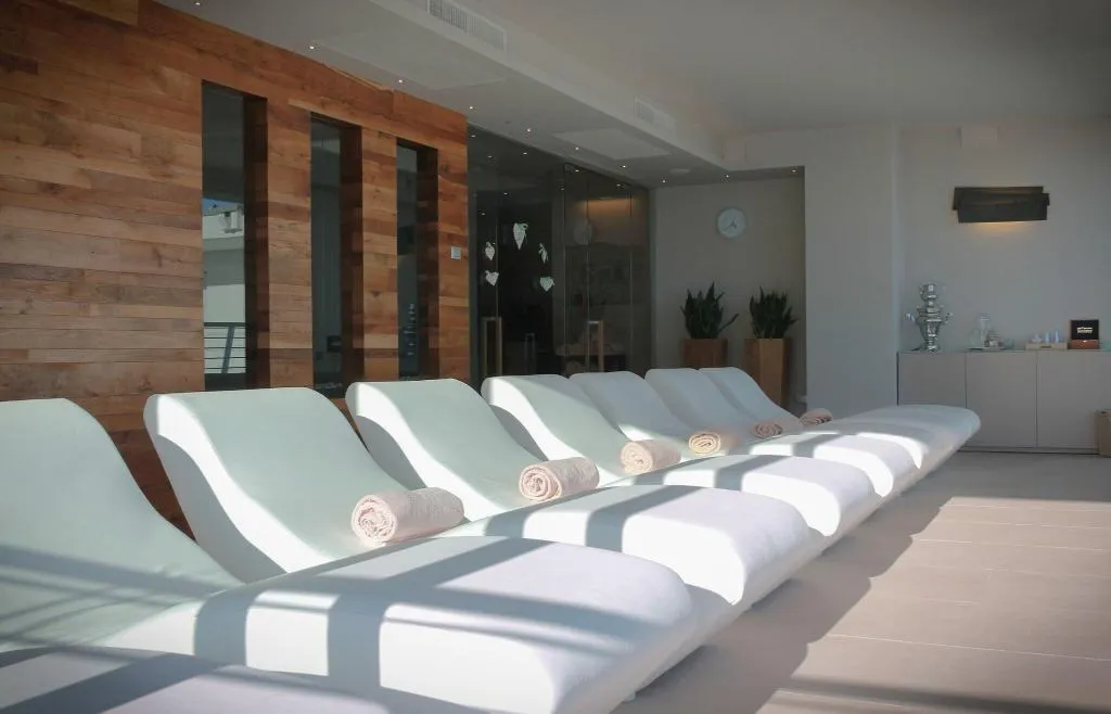 Sports and Entertainment, Hotel Le Soleil, Venice