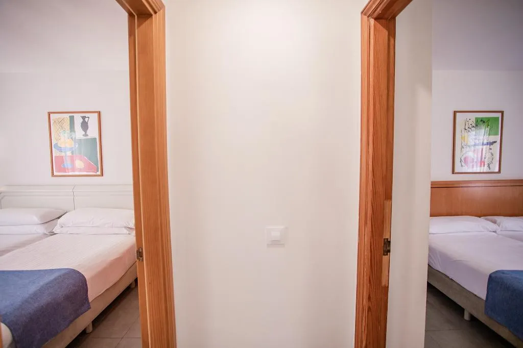 BUNGALOW CAPACITY 2 TWO BEDROOMS Room, Caybeach Princess, Gran Canaria