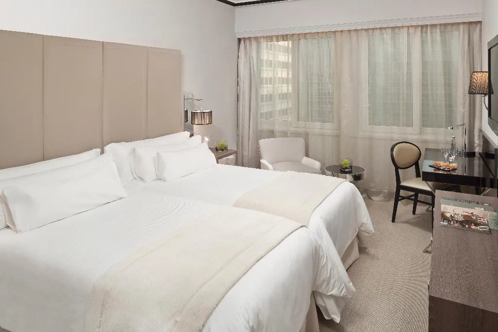 DOUBLE DELUXE Room, Melia Castilla, Madrid
