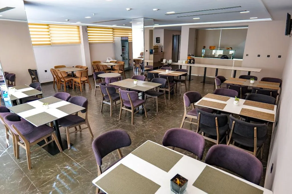 Restaurant, Hotel Semajo, Kavaje