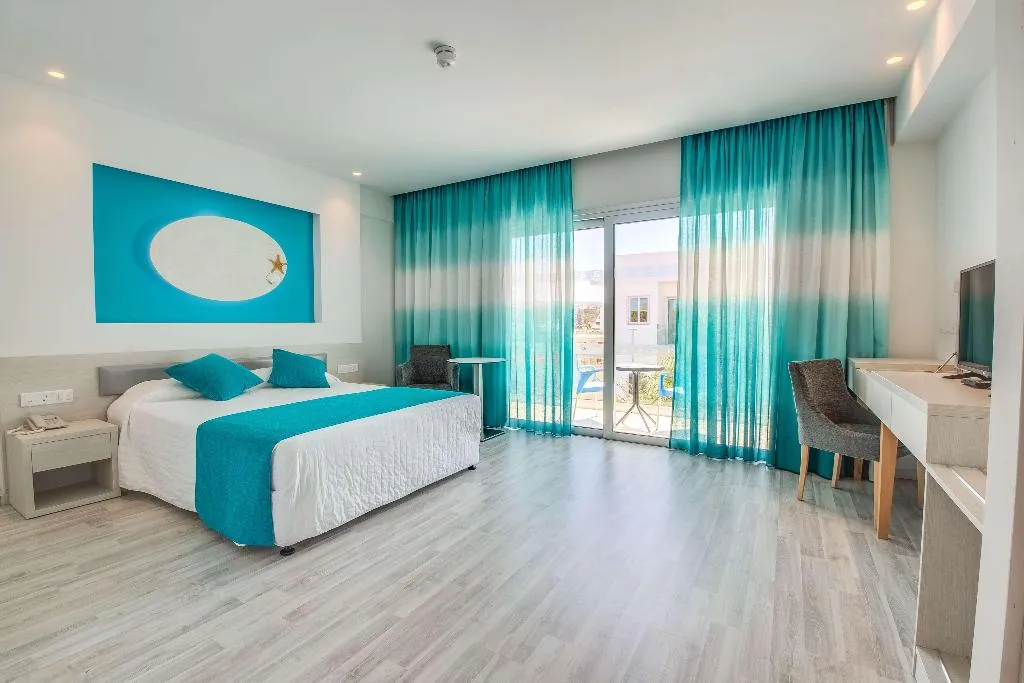 FAMILY ROOM STANDARD Room, Anesis Hotel, Cyprus