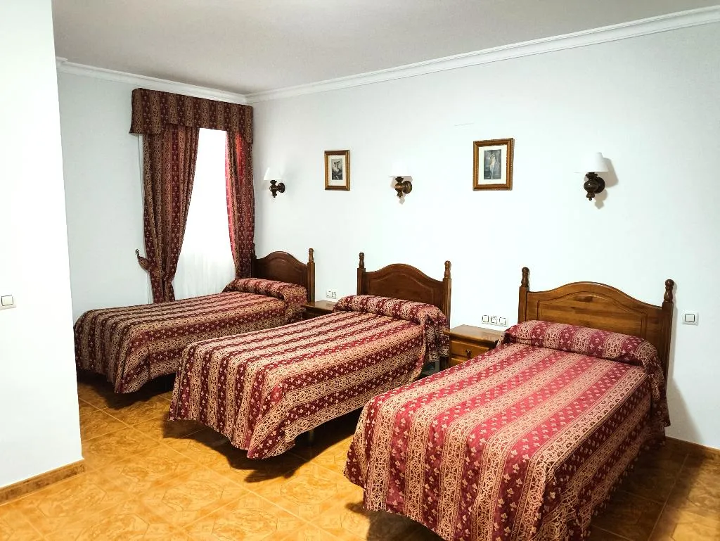 TRIPLE STANDARD Room, Bellido, Andalucia