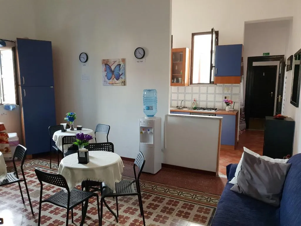 Room, B&B Royal palermo, Palermo