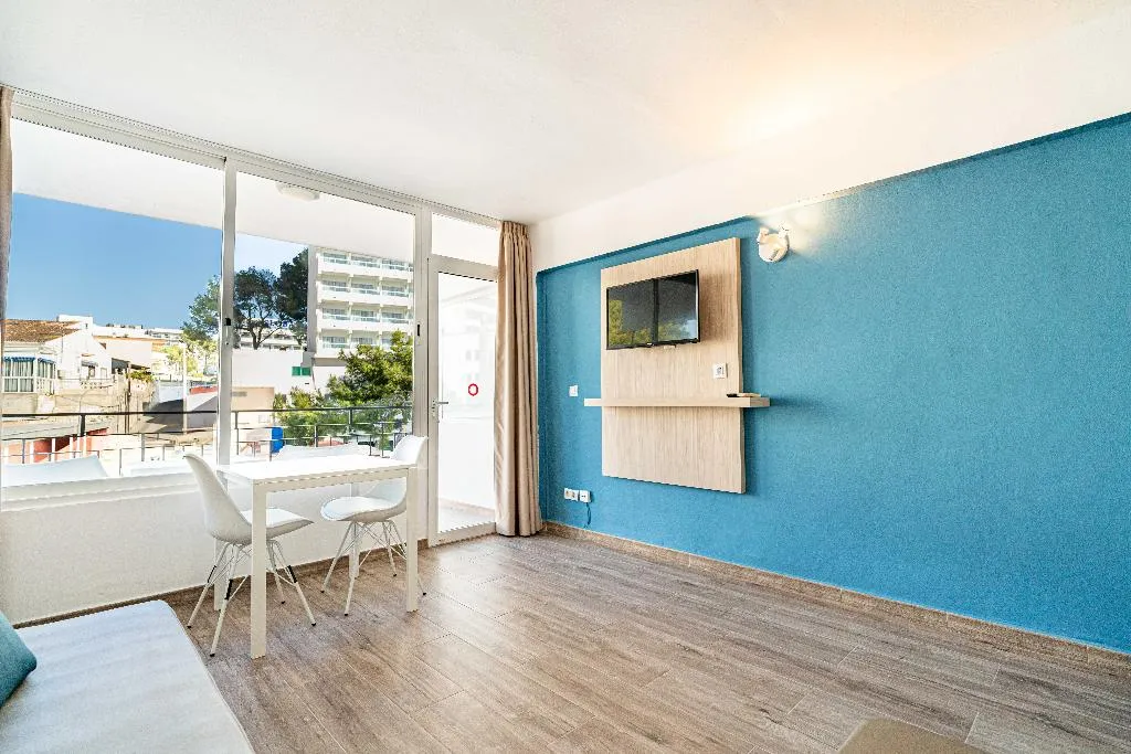 APARTMENT ONE BEDROOM WITH AIR CONDITIONING Room, Kensington Econotels, Majorca