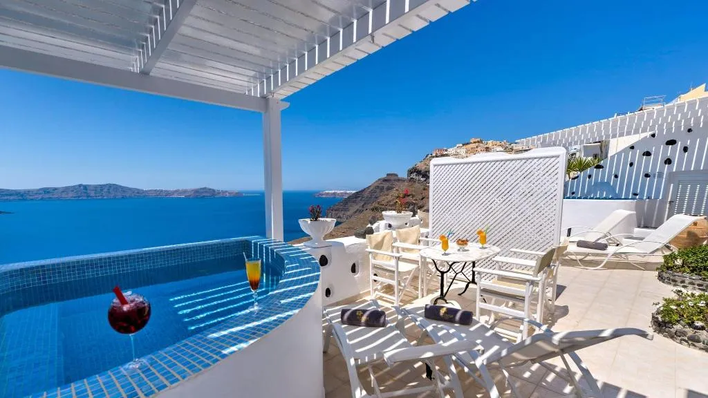 Sports and Entertainment, Iriana Suites, Santorini