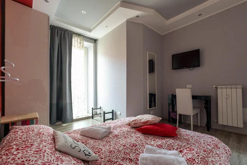Room, Smart Holidays Roma B B, Naples