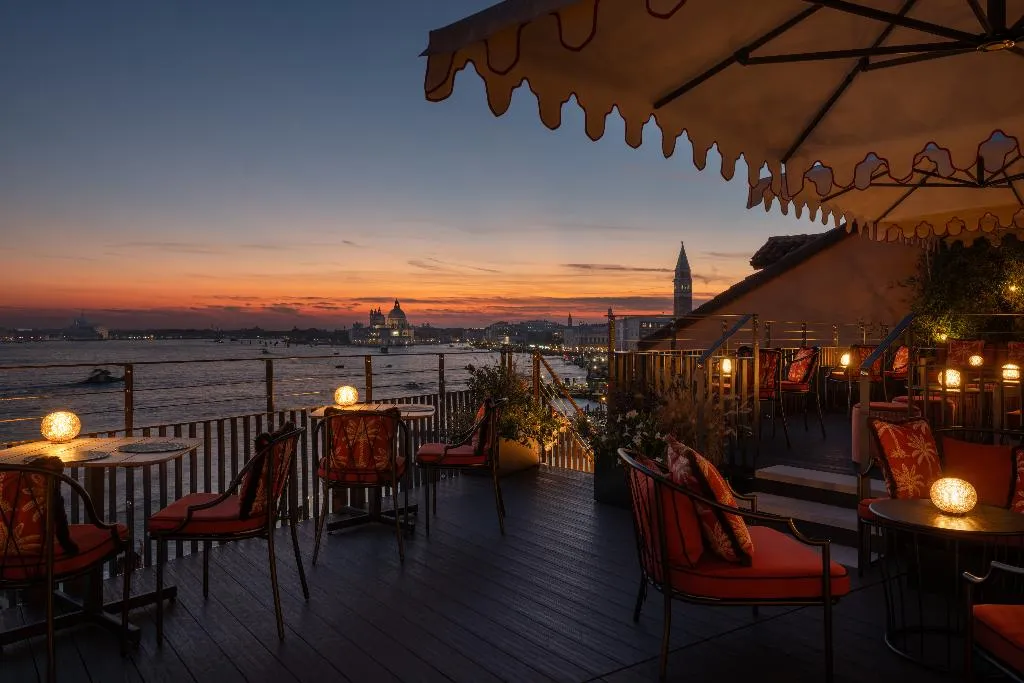 Terrace, Hotel Gabrielli Venezia - Starhotels Collezione, Venice