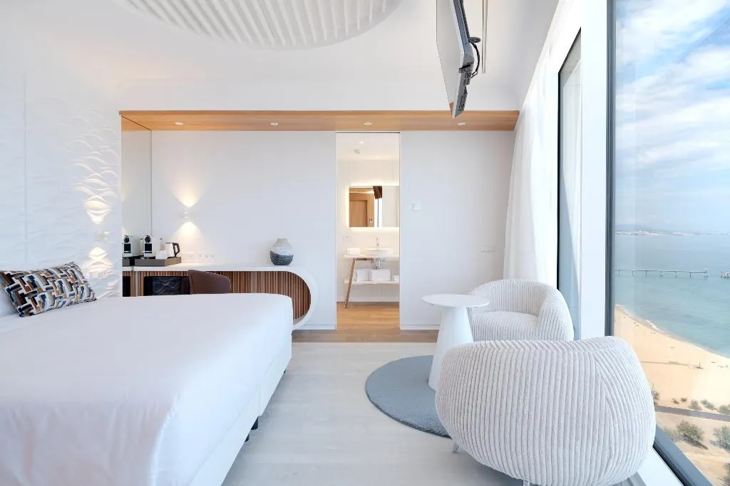Double or Twin DELUXE Room, Hotel Marina Badalona, Barcelona