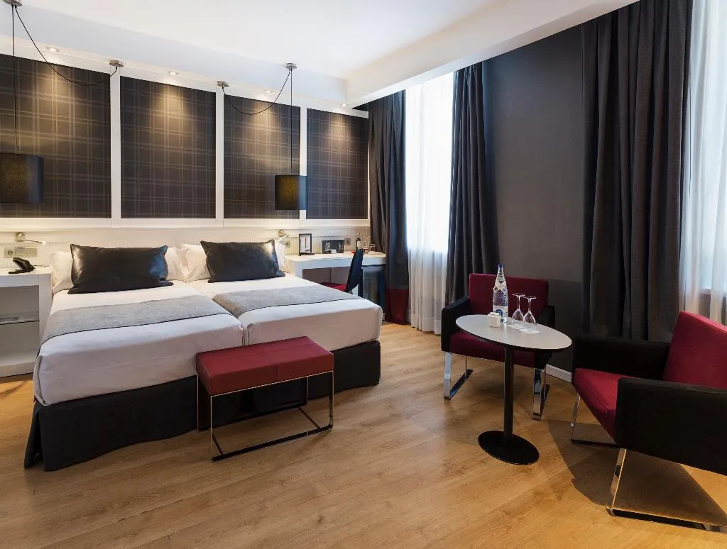 DOUBLE SINGLE USE STANDARD Room, Catalonia Reina Victoria Hotel, Costa Del Sol