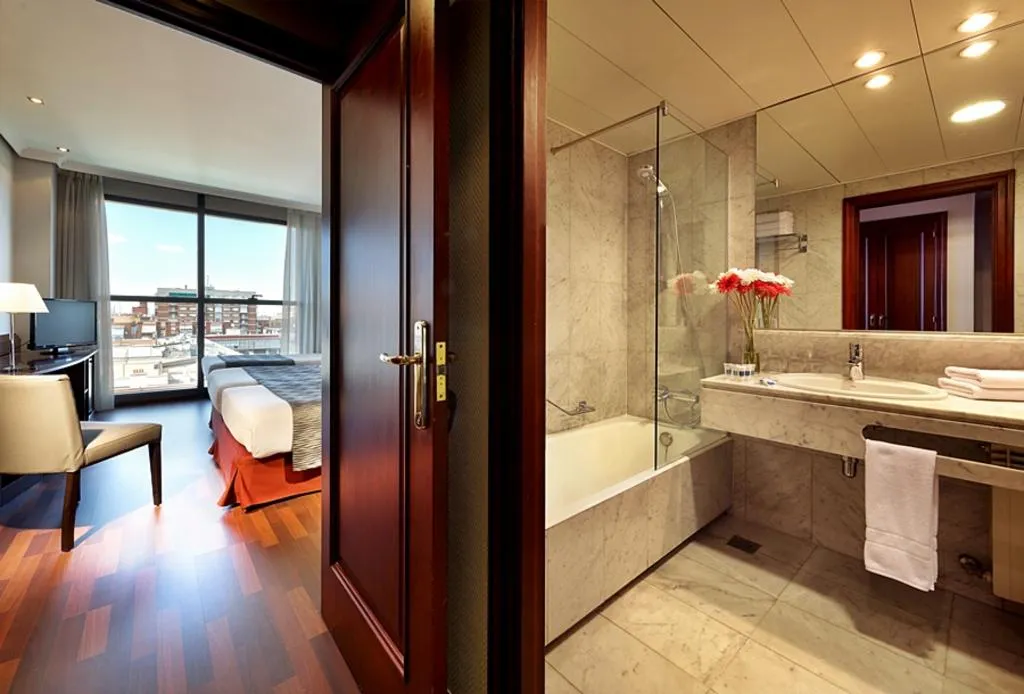 Room, Crisol Via Castellana, Madrid