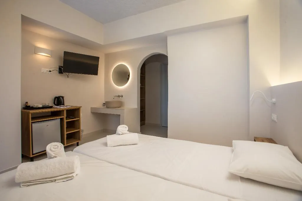 DOUBLE DELUXE Room, Nikos BnB, Rhodes