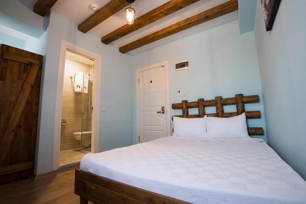 Room, Menendi Otel, Izmir