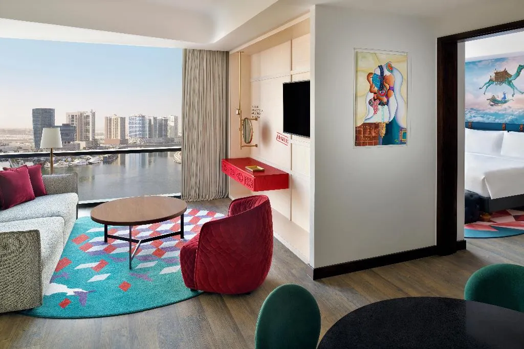 SUITE WITH VIEWS Room, Hotel Indigo Dubai Downtown, Dubai