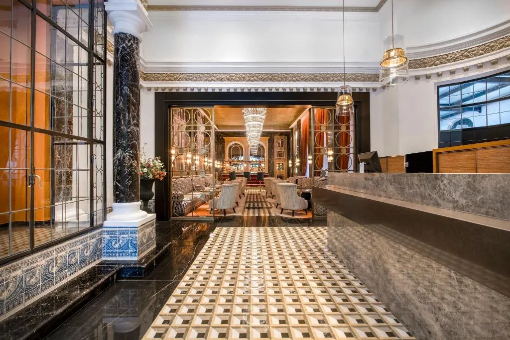 Lobby, AC Hotel Palacio del Retiro Autograph Collection, Madrid