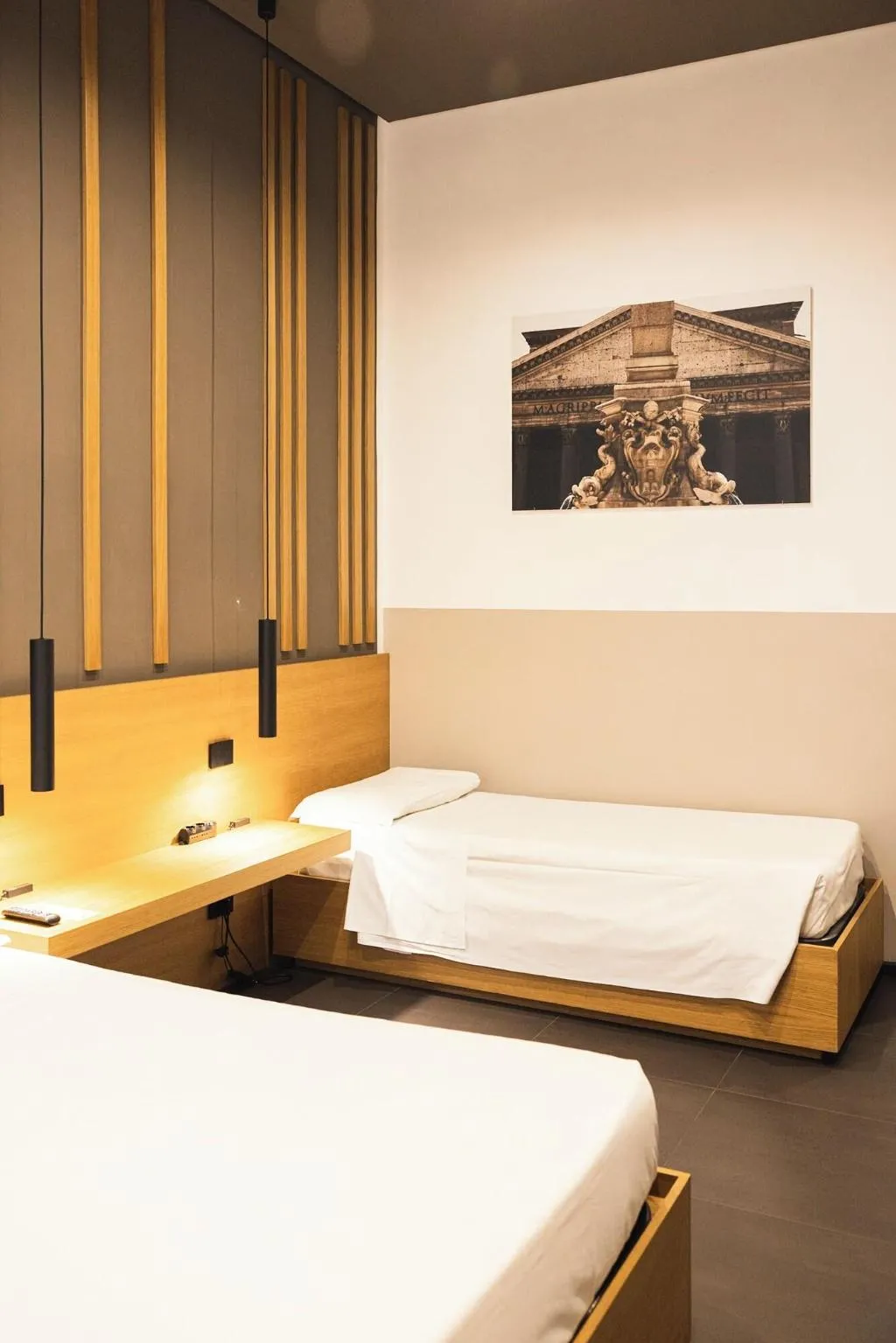 Room, Hotel Central Lodge, Naples