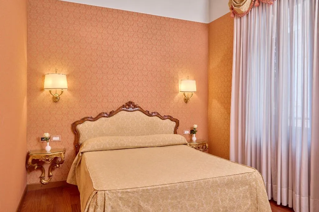 SUITE CLASSIC Room, Locanda Vivaldi, Venice