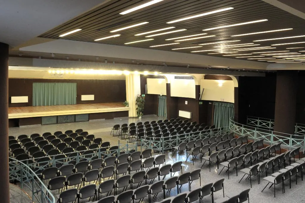 Conferences, Pietra Di Luna, Naples