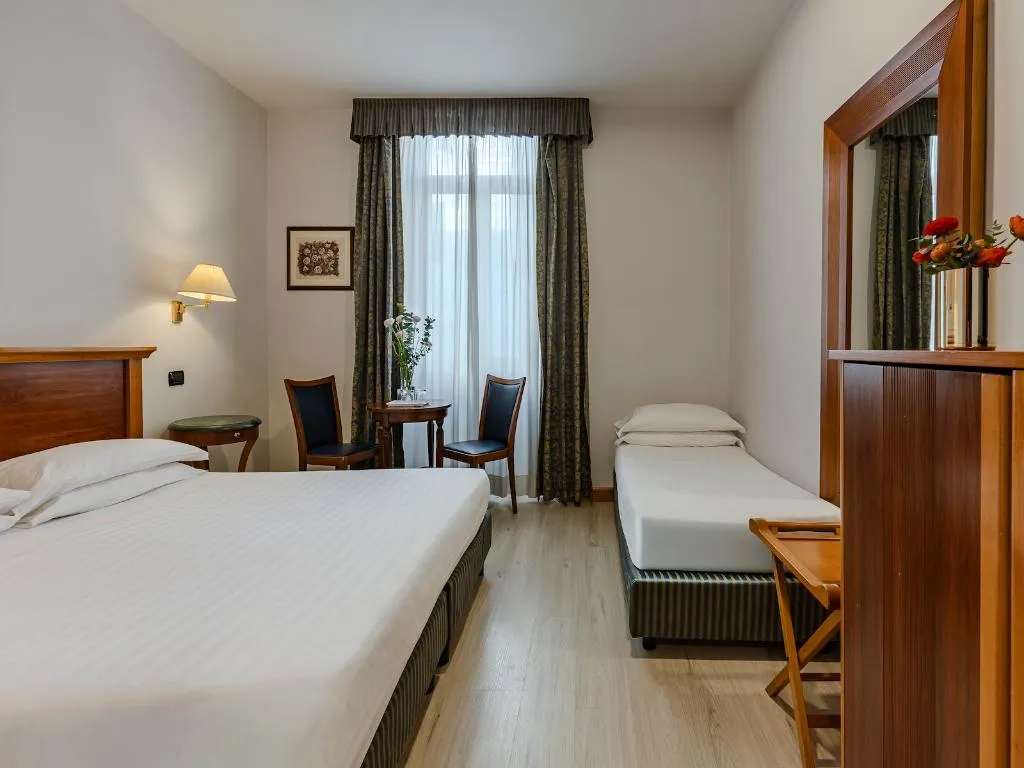 TRIPLE STANDARD Room, Diplomatic Rome, Rome