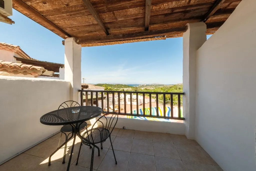 DOUBLE DELUXE SEA VIEW Room, Hotel Pedra Santa, Olbia