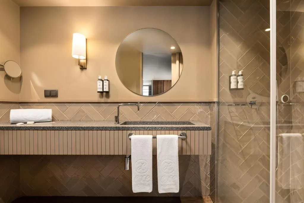 JUNIOR SUITE STANDARD Room, Dorma Essenzia Porto, Porto
