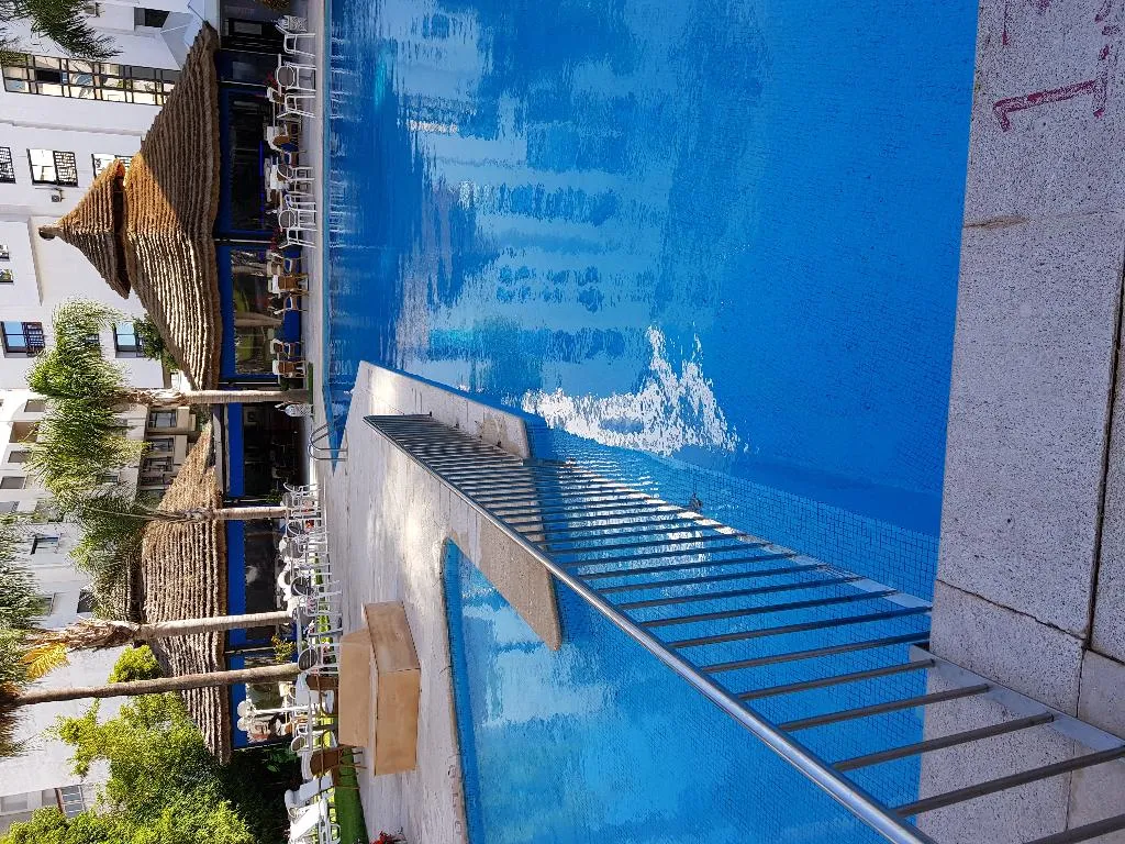 Pool, El Oumnia Puerto, Tangier