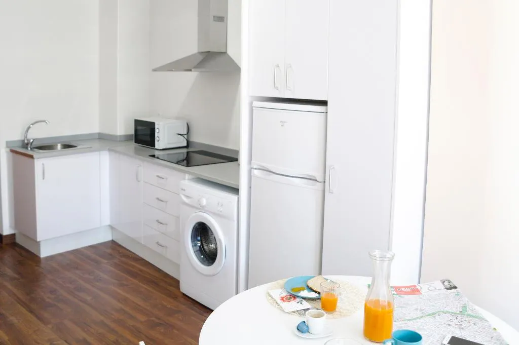 APARTMENT CAPACITY 3 TWO BEDROOMS Room, Uptown Apartments, Valencia