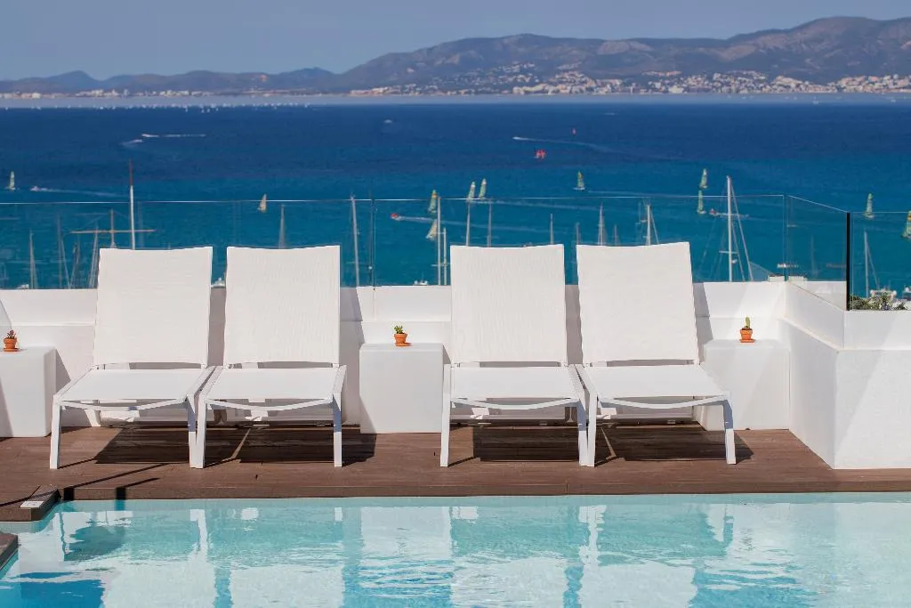 Pool, whala!fun, Majorca