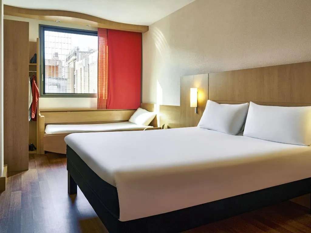 DOUBLE STANDARD Room, Ibis Barcelona Centro (Sagrada Familia), Barcelona
