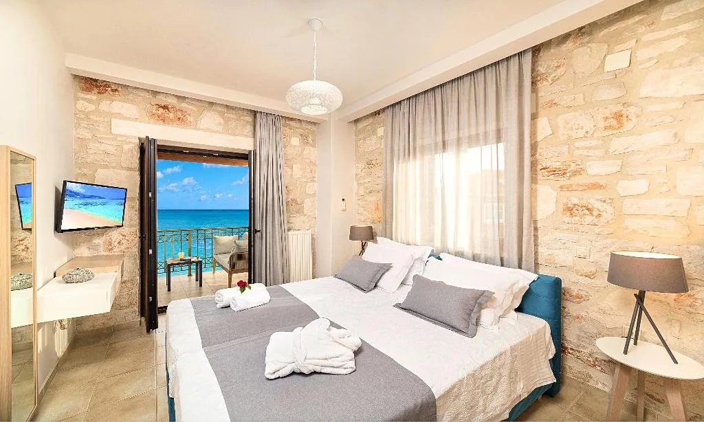 VILLA FOUR BEDROOMS Room, Villa Mare Psarou, Zante