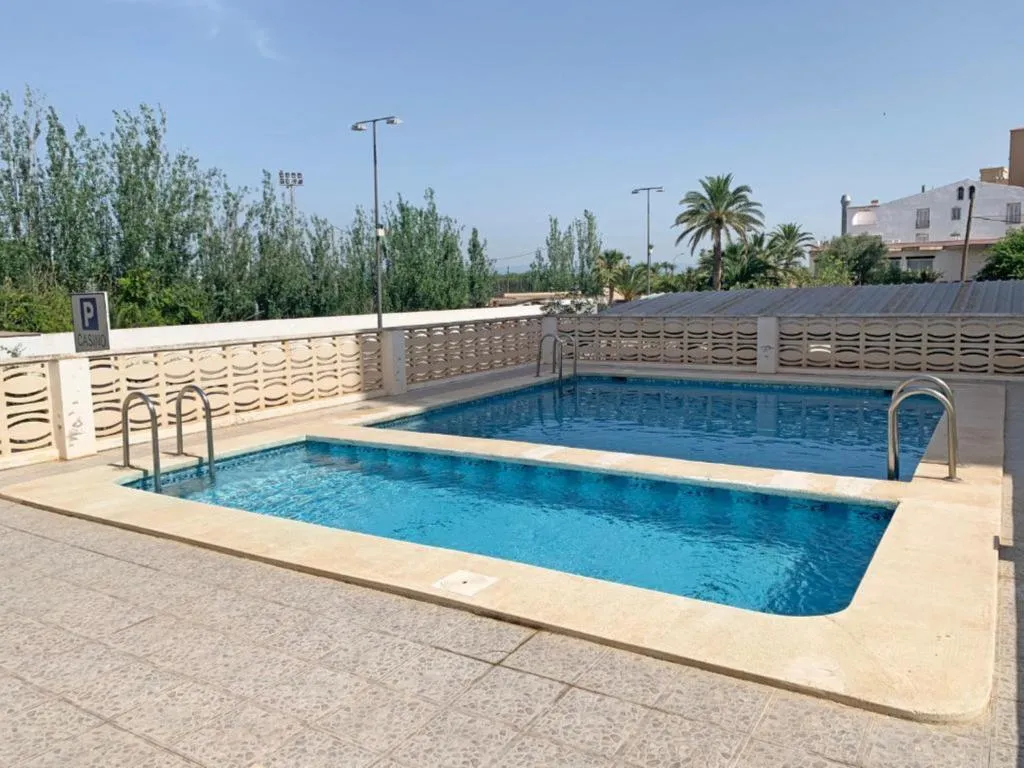 Pool, Las Vegas 3000, Valencia