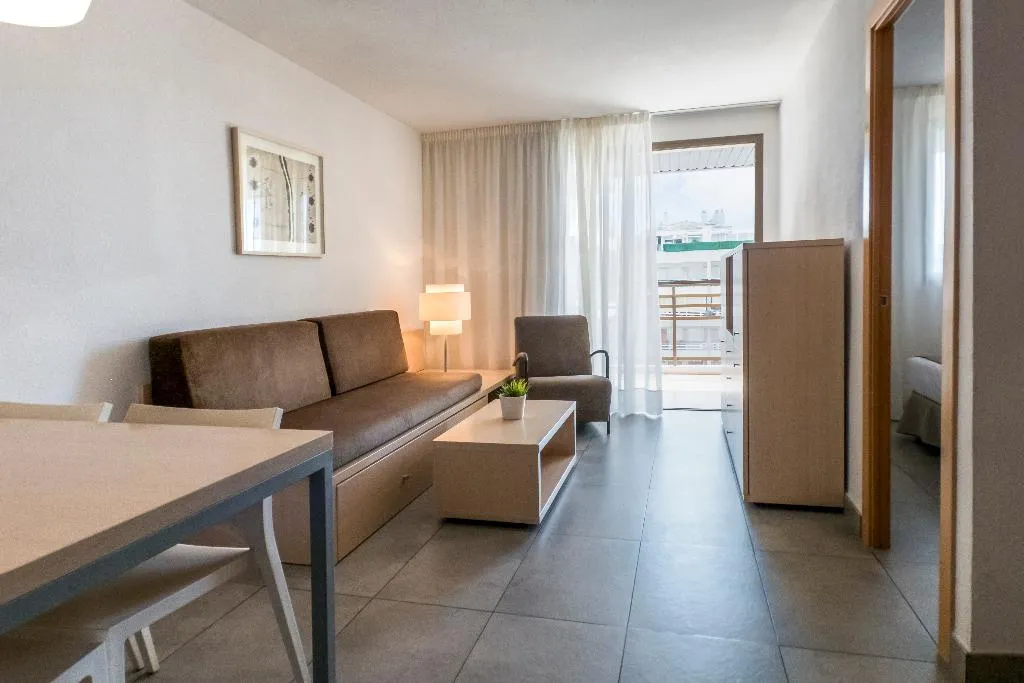 APARTMENT CAPACITY 4 Room, Cye Salou, Costa Dorada